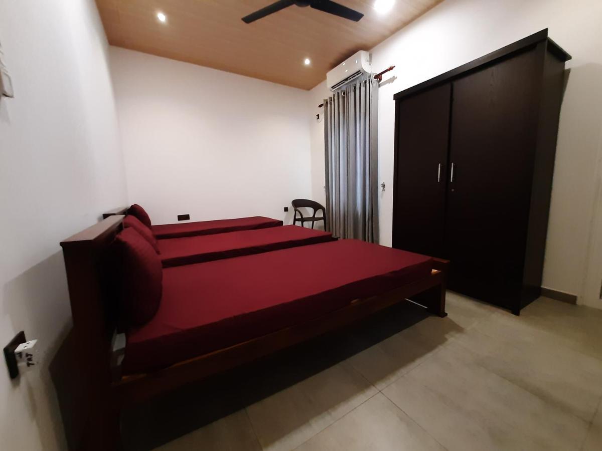 Taj Residence Puttalam Exteriér fotografie